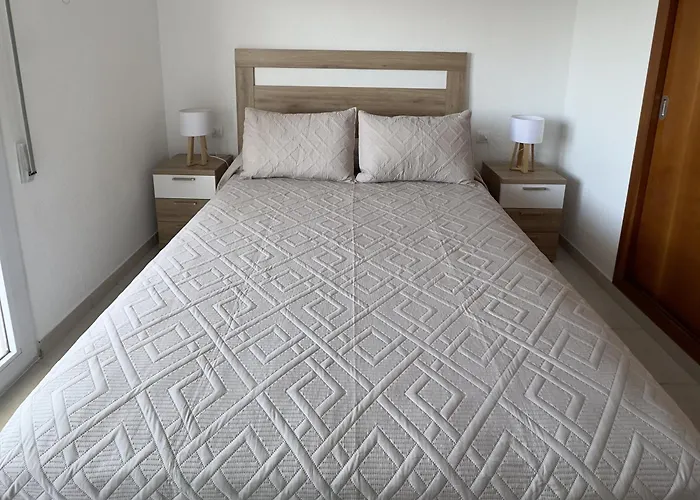 Hawaii V -6c - By Watermelon